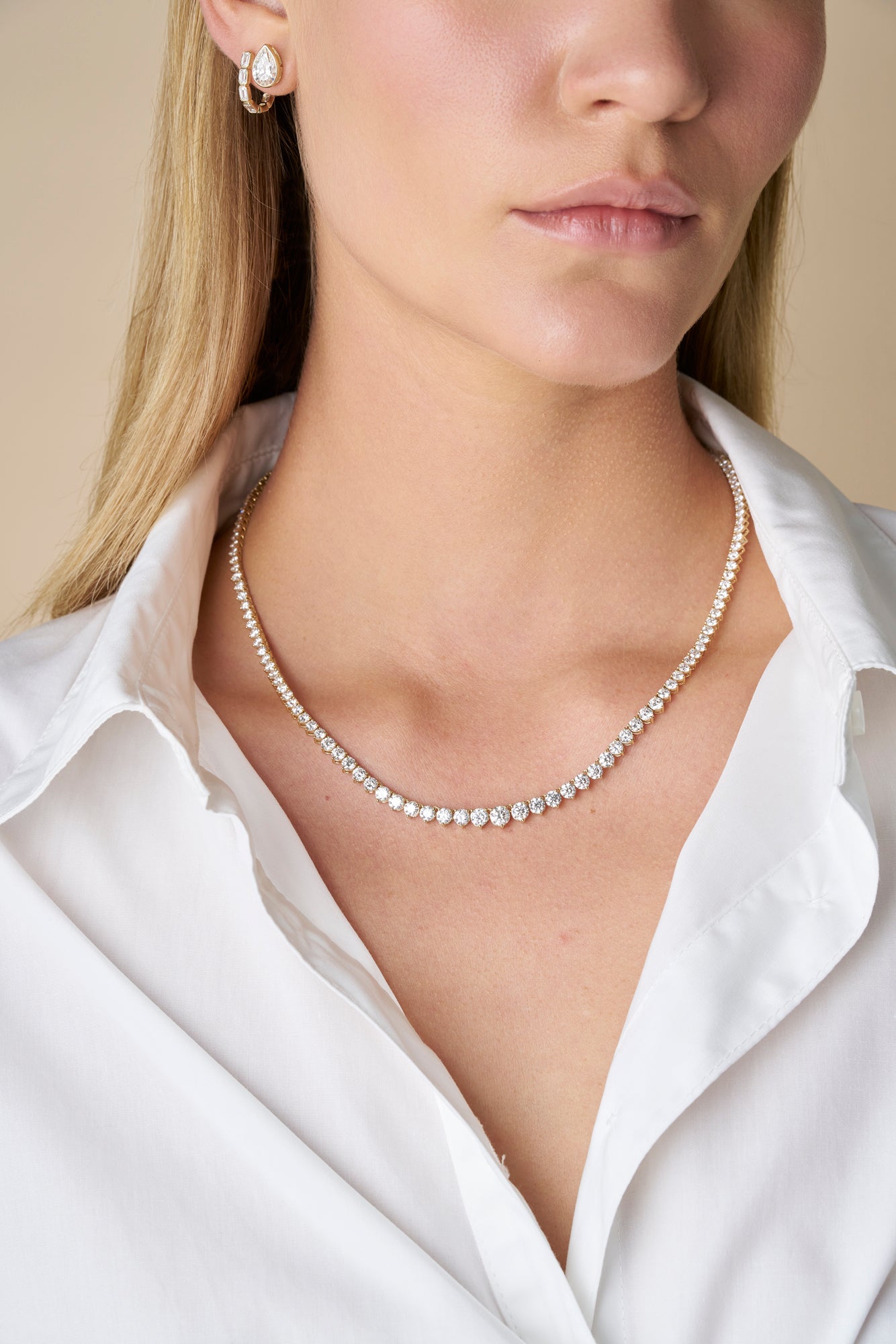 9kt Yellow Gold 14.6ct LG Graduated Riviera Necklace